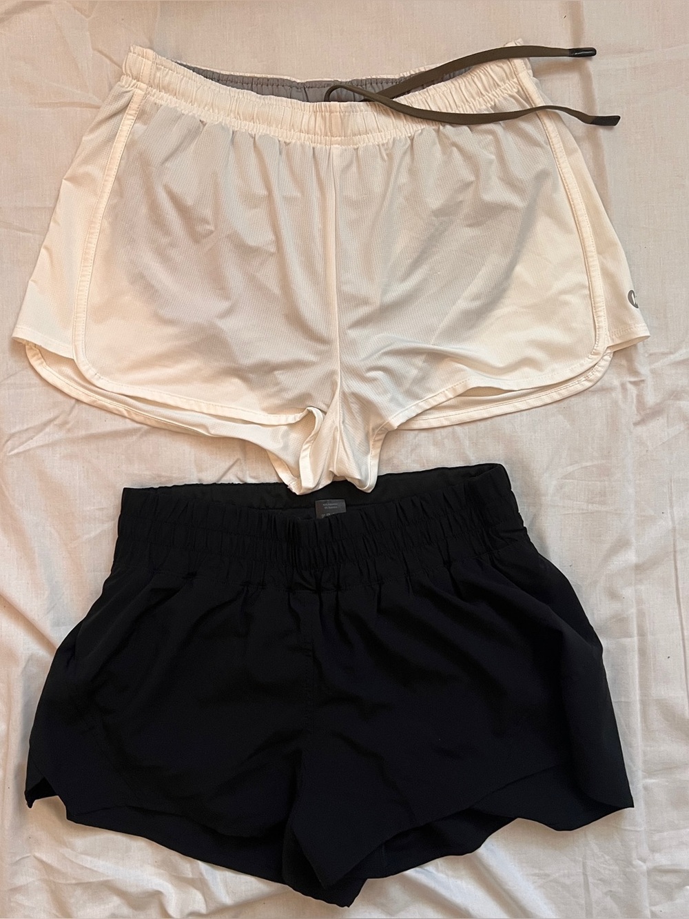 Hylete 2 Women’s Run Shorts — White and Black size M